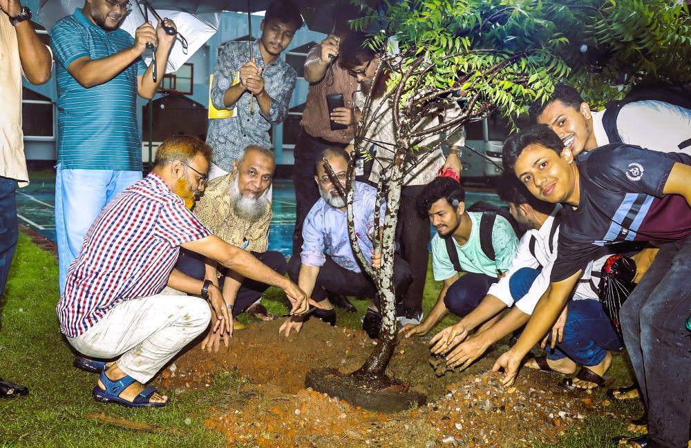 সিভাসুতে মাসব্যাপী বৃক্ষরোপণ কর্মসূচির উদ্বোধন